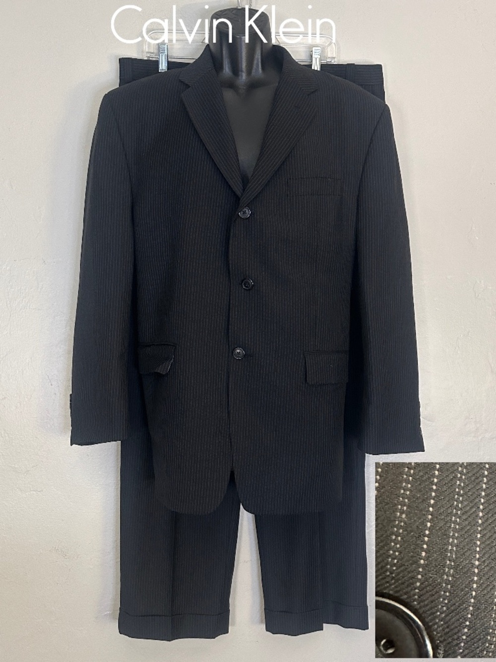 Calvin Klein Full Pinstripe Suit ~46S no size tag 38" waist 30" inseam Wool